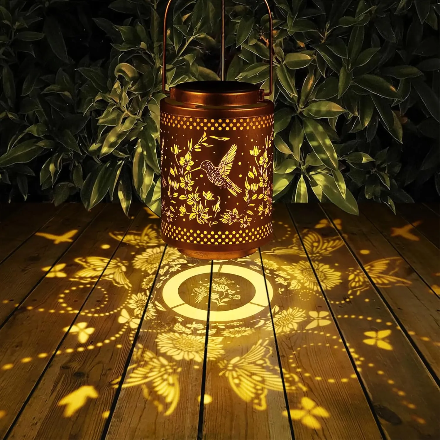 2 Pack Hummingbird Solar Lanterns Garden Decor Birthday Gifts for Women Mon Grandma Metal Hanging Solar Lights Waterproof Outdoor Decoration for Outside LED Lanterns for Yard Patio Lawn