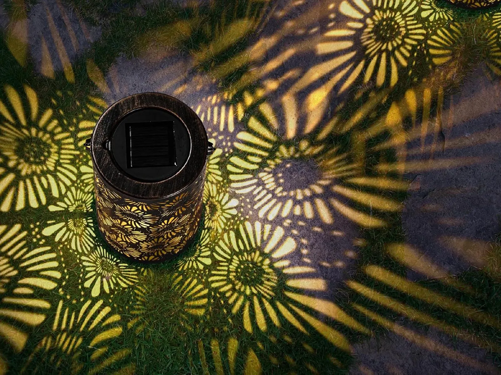 3D Dynamic Solar Outdoor Lantern
