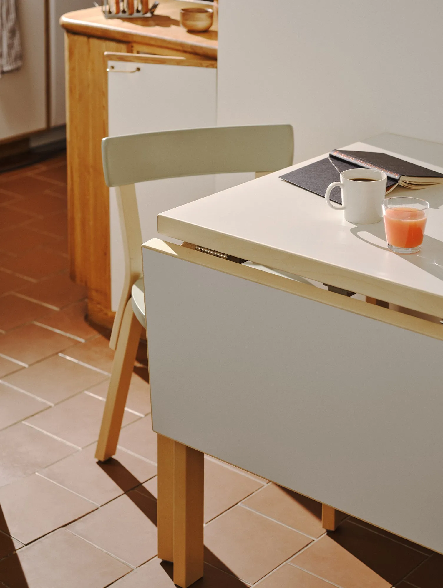 Aalto Table Foldable