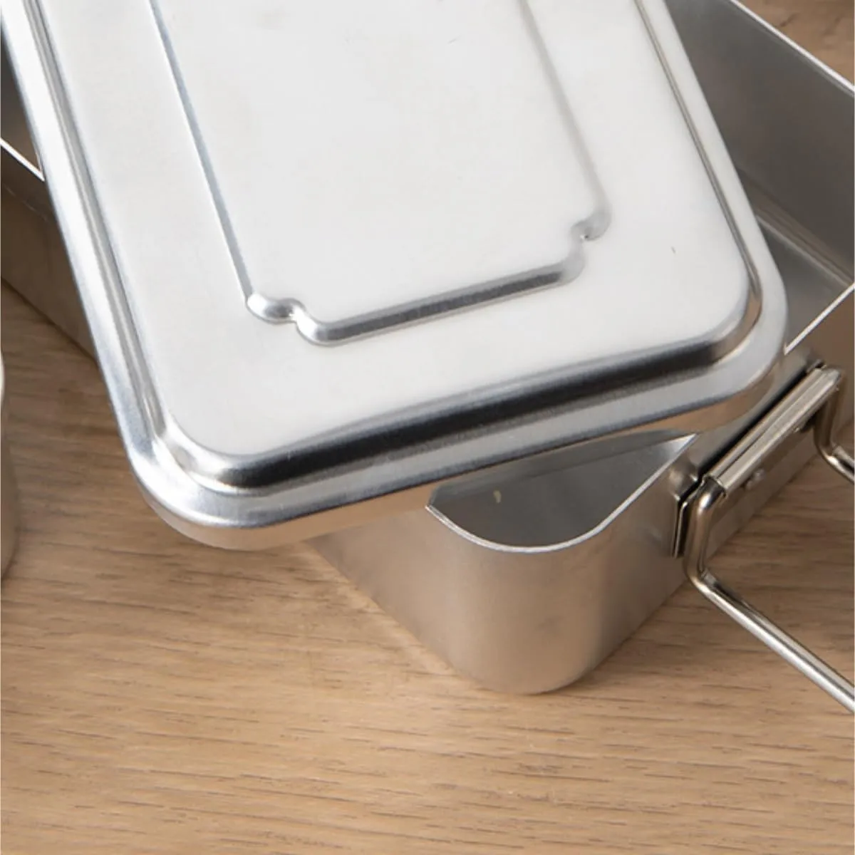 Camping Cookware, Outdoor Camping Cooking Can Be Heated by Open Fire Picnic Aluminum Lunch Box Iron Lunch Box Portable Stove(12.5x21.5cm)