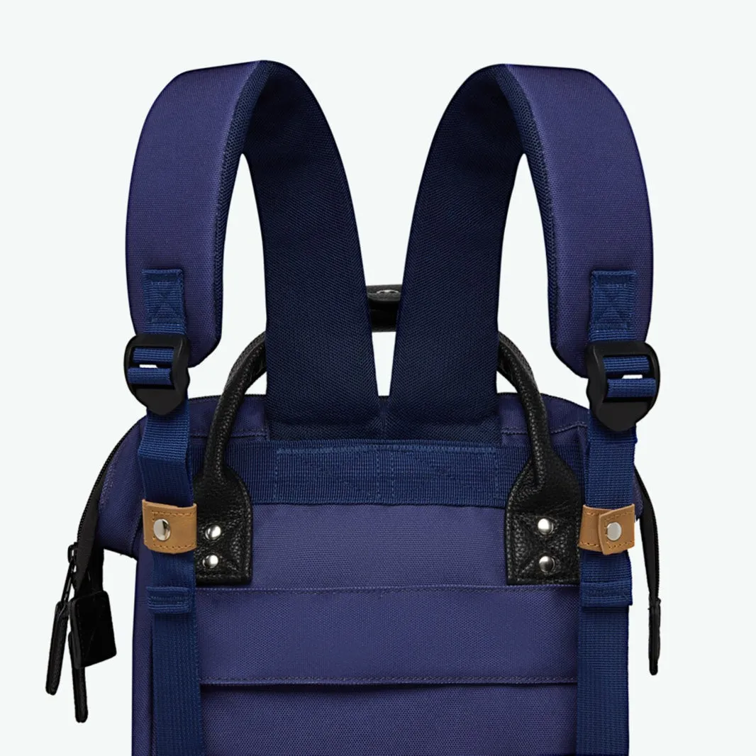 DUSSELDORF SMALL BACKPACK