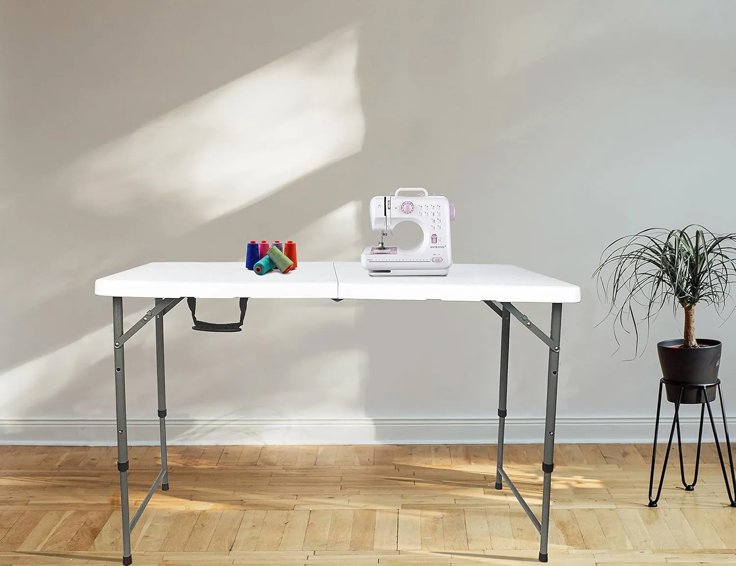 Folding Table 4/6/8 Foot, Foldable Table Adjustable Height Card Table, Indoor Outdoor Small Desk, Portable Plastic Picnic Party Dining Camping Bar Low Tables, Fold in Half Heavy Duty, White