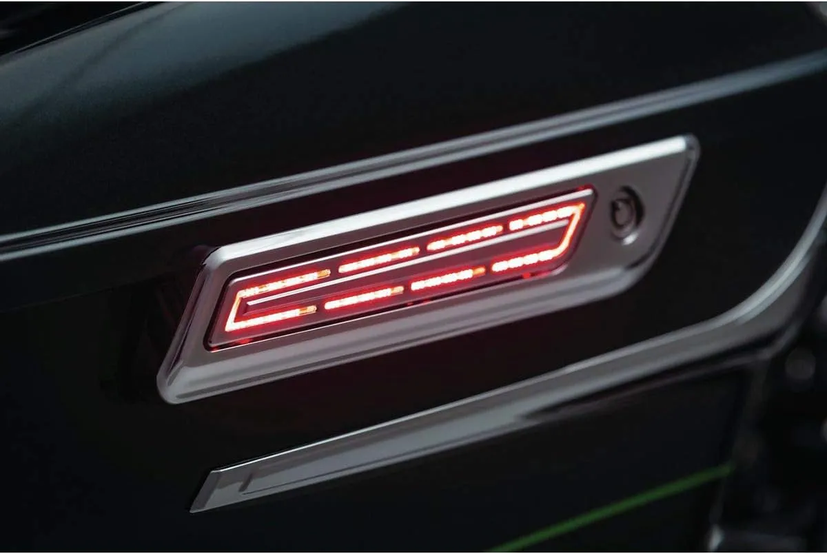 Kuryakyn L.E.D. Saddlebag Hinge Accents for '14-'19 Touring, Chrome