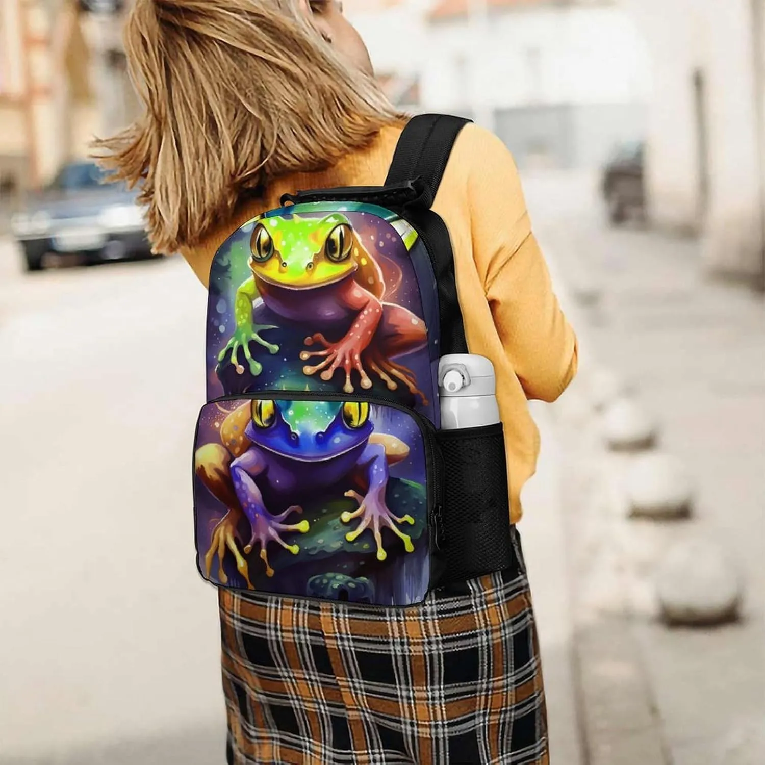 Lightweight Daypack for Camping Business Walking Cycling - Large Capacity Anti-Theft Multipurpose Bookbag, Watercolor Frogs Art Gym Outdoor Hiking Backpack