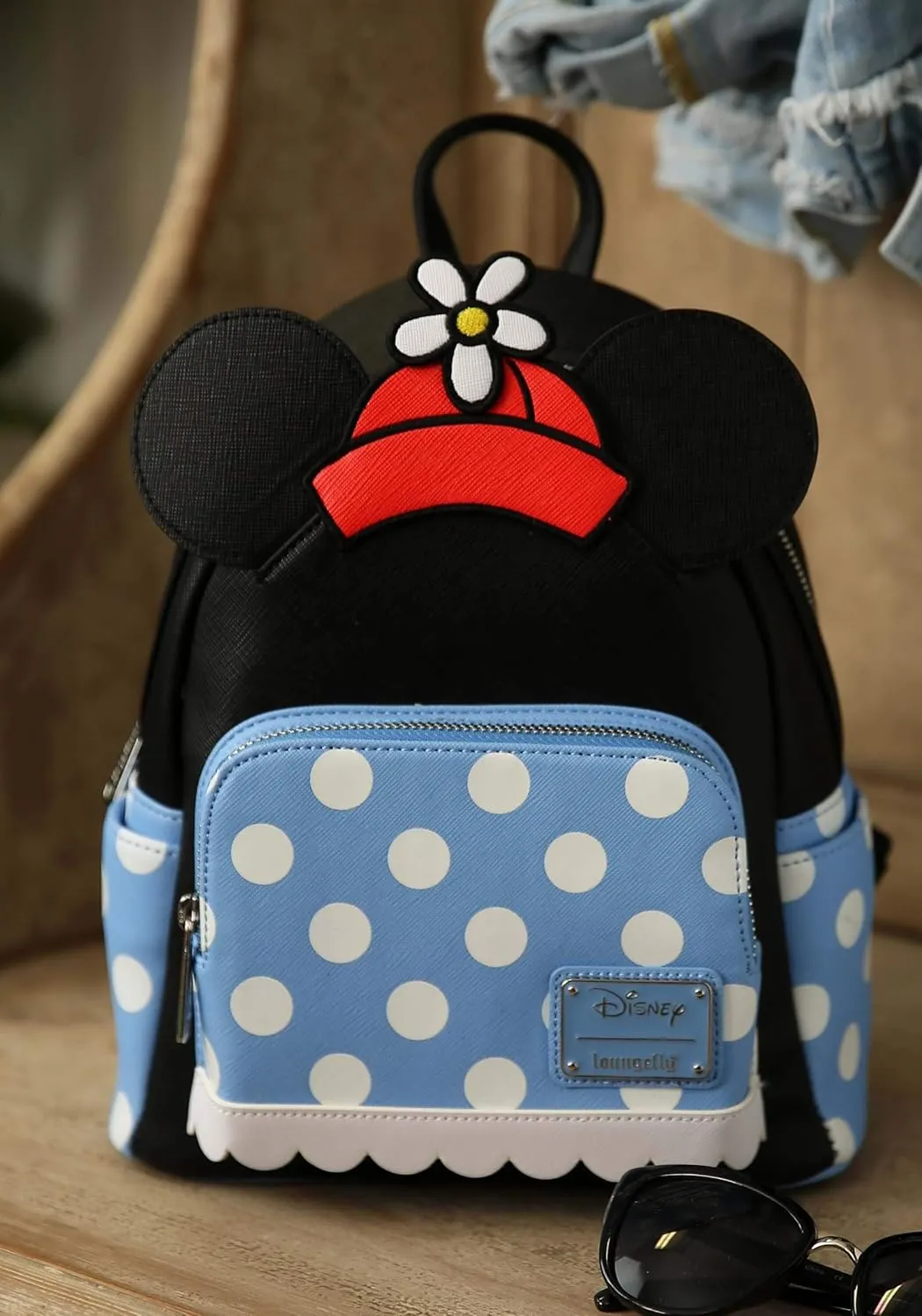Loungefly Women's Backpack, Minnie Mouse Retro Polka Dot, Medium