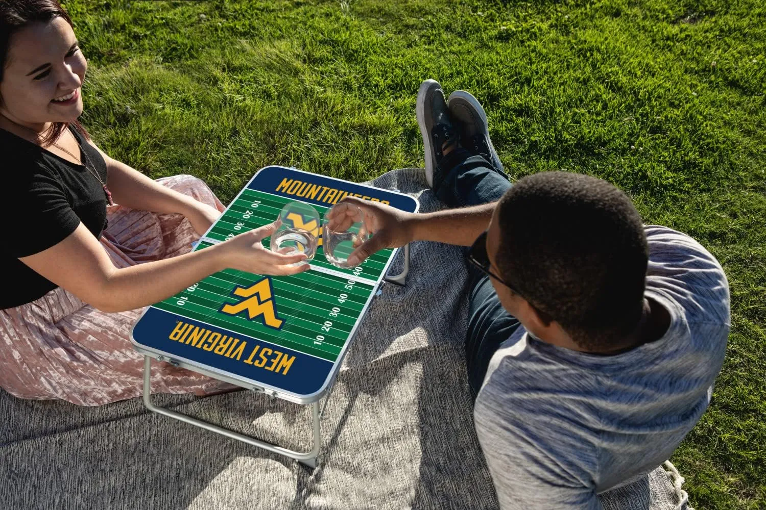 PICNIC TIME NCAA Concert Portable, Small Folding, Mini Picnic Table