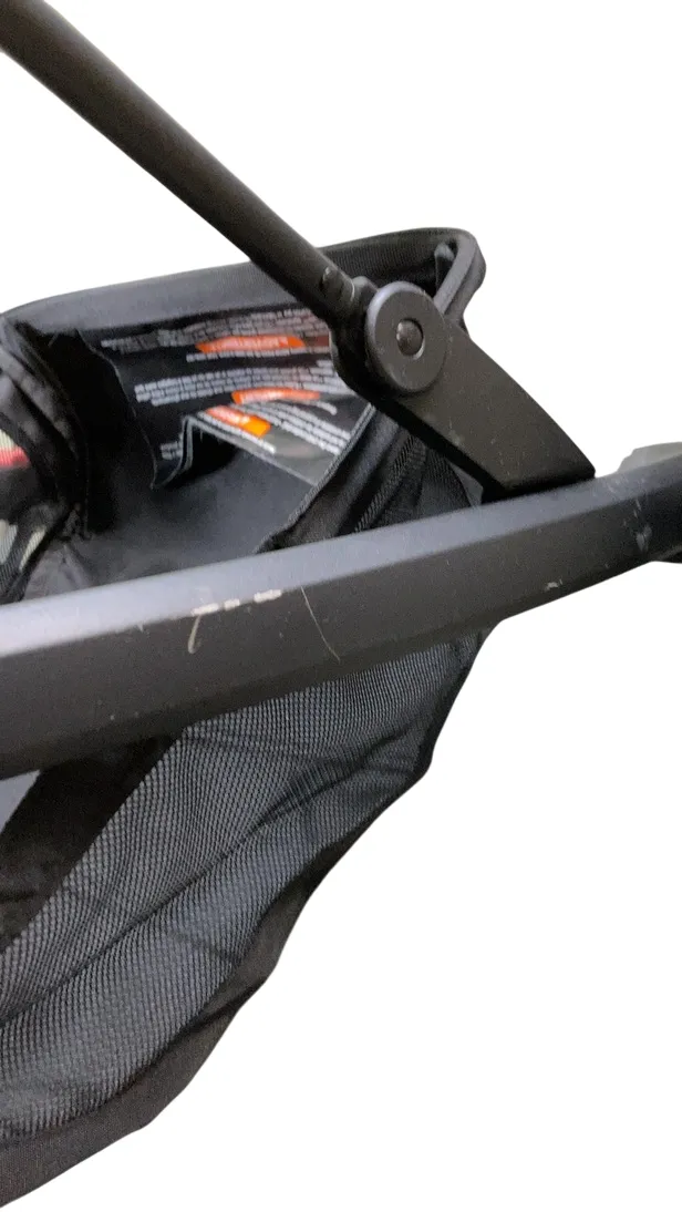 Thule Spring Stroller, 2021, Aluminum, Shadow Gray